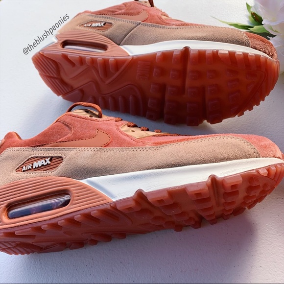 Nike Air Max 90 Velvet Dusty Peach NWT - Picture 14 of 14